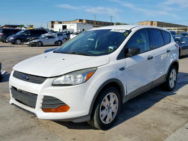 1FMCU0F71EUC10530 - 2014 FORD ESCAPE S WHITE photo 2