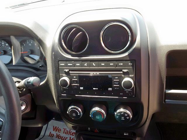 1J4NT1FB3BD286928 - 2011 JEEP COMPASS SP Сұр фото 9