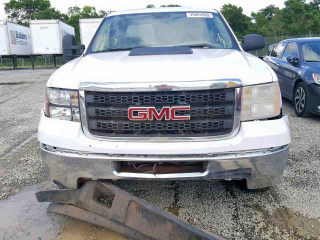 1GT11ZCG4CF161807 - 2012 GMC SIERRA C25 WHITE photo 9