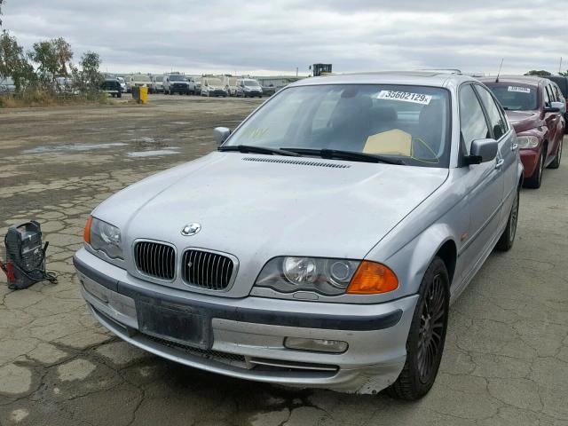 WBAAV53421JS97461 - 2001 BMW 330 I SILVER photo 2