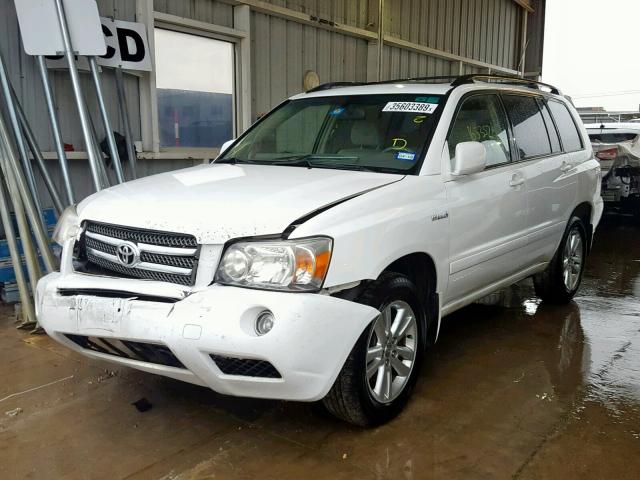 JTEDW21A560015343 - 2006 TOYOTA HIGHLANDER WHITE photo 2