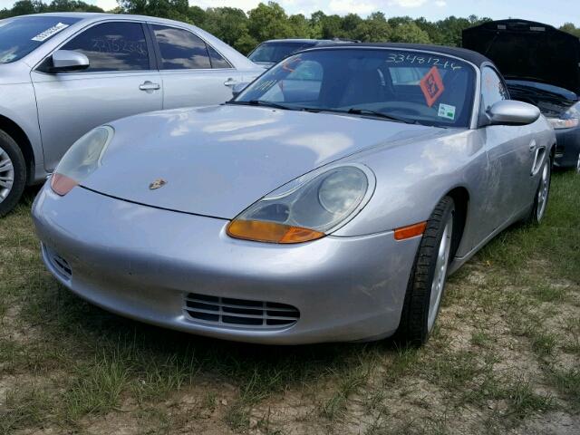 WP0CA29891U627000 - 2001 PORSCHE BOXSTER SILVER photo 2