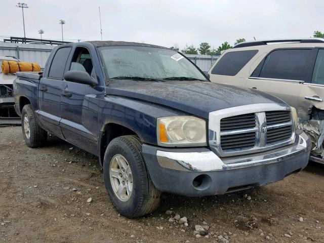 1D7HW48N25S139668 - 2005 DODGE DAKOTA QUA BLUE photo 1