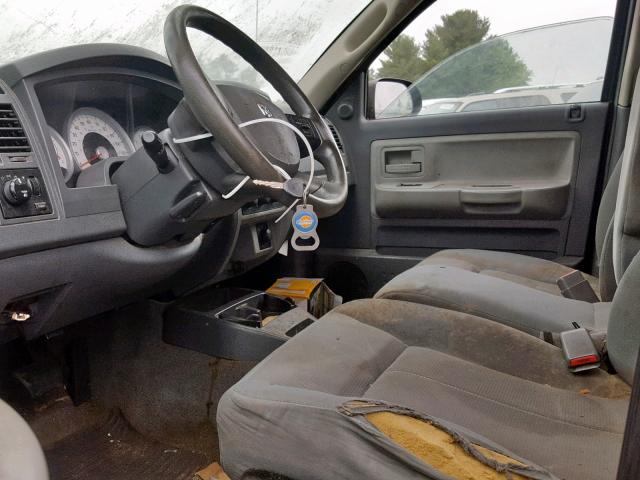 1D7HW48N25S139668 - 2005 DODGE DAKOTA QUA BLUE photo 5