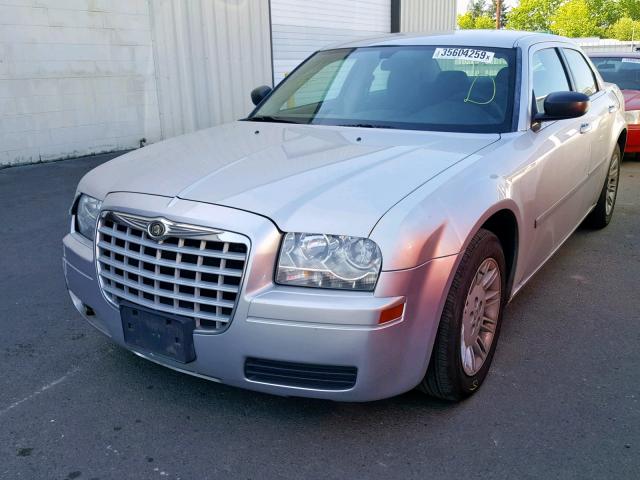 2C3KA43R76H484362 - 2006 CHRYSLER 300 SILVER photo 2