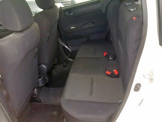 JTLKT324264030575 - 2006 TOYOTA SCION XB 白色 照片 6