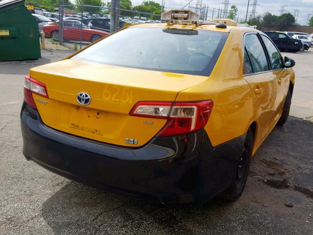 4T1BD1FK3CU025012 - 2012 TOYOTA CAMRY HYBR YELLOW photo 4