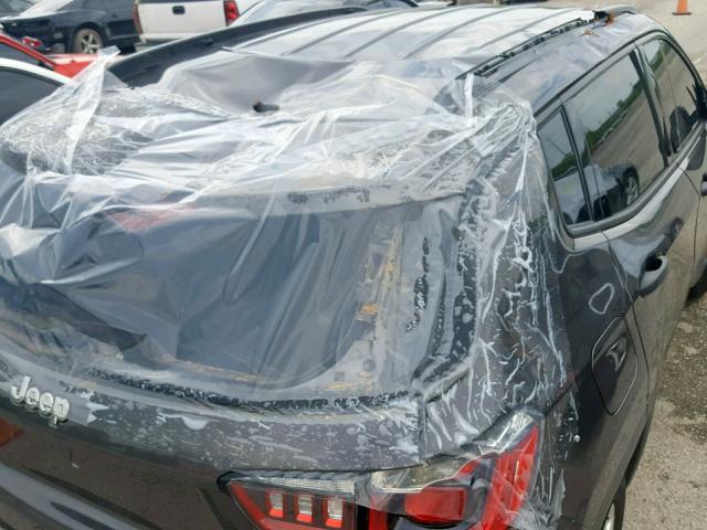 3C4NJDAB6JT103860 - 2018 JEEP COMPASS SP გრაფიტი ფოტო 9