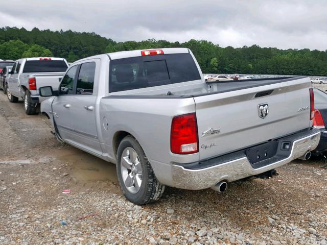 3C6RR7LT5JG129965 - 2018 RAM 1500 SLT SILVER photo 3