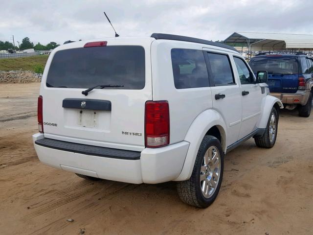 1D4PT4GK1BW596985 - 2011 DODGE NITRO HEAT WHITE photo 4