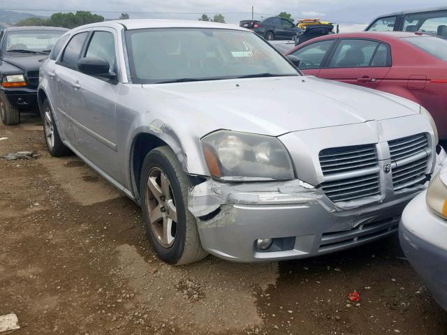 2D4FV47V37H744429 - 2007 DODGE MAGNUM SXT SILVER photo 1