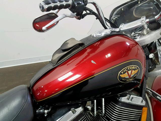 5VPCB15DXX3000722 - 1999 VICTORY MOTORCYCLES V92 C VICT RED photo 16