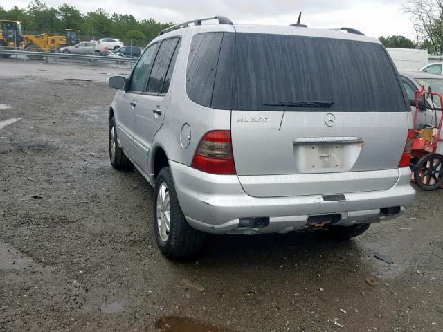 4JGAB57E25A566834 - 2005 MERCEDES-BENZ ML 350 GRAY photo 3