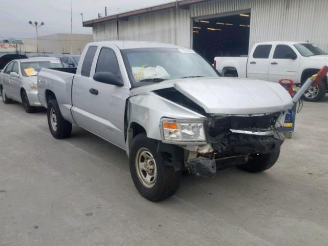 1D7HE22K08S528464 - 2008 DODGE DAKOTA SILVER photo 1