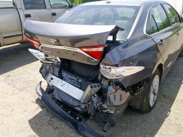 4T4BF1FK0GR529684 - 2016 TOYOTA CAMRY LE GRAY photo 9