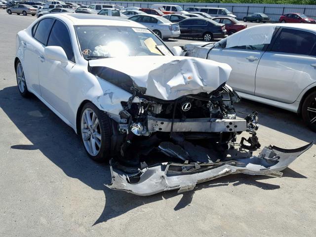 JTHBE262275013729 - 2007 LEXUS IS 350 WHITE photo 1