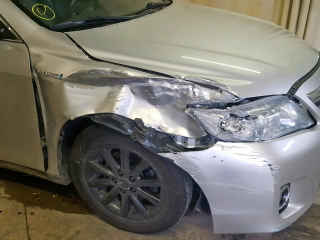 4T1BB3EK7AU122858 - 2010 TOYOTA CAMRY HYBR SILVER photo 9