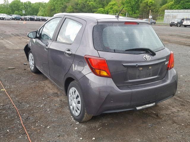 VNKKTUD38HA079913 - 2017 TOYOTA YARIS L GRAY photo 3