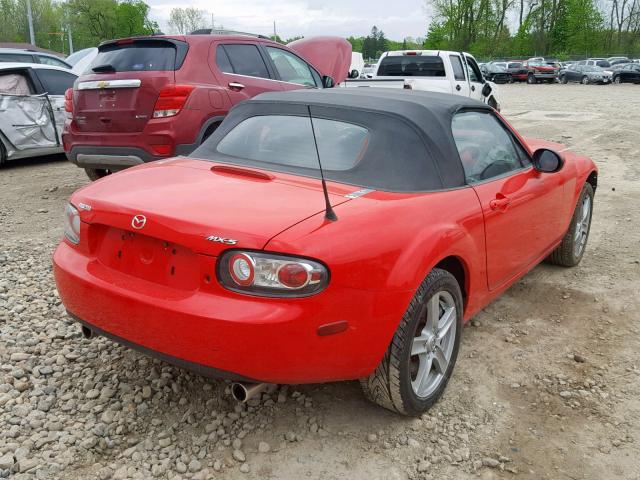 JM1NC25FX60104526 - 2006 MAZDA MX-5 MIATA RED photo 4