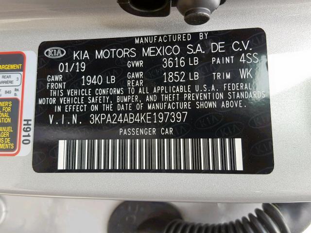 3KPA24AB4KE197397 - 2019 KIA RIO S SILVER photo 10