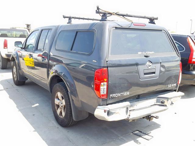 1N6AD0EV6AC439861 - 2010 NISSAN FRONTIER C GRAY photo 3