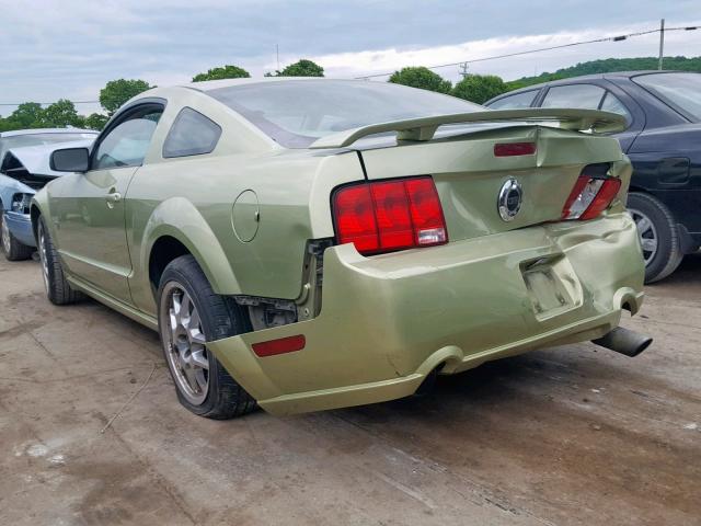 1ZVHT82H065184165 - 2006 FORD MUSTANG GT GREEN photo 3