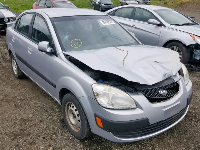 KNADE123486352066 - 2008 KIA RIO BASE SILVER photo 1