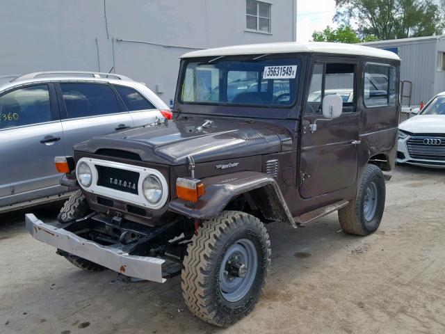 FJ40134723 - 1973 TOYOTA FJ40 MAROON photo 2