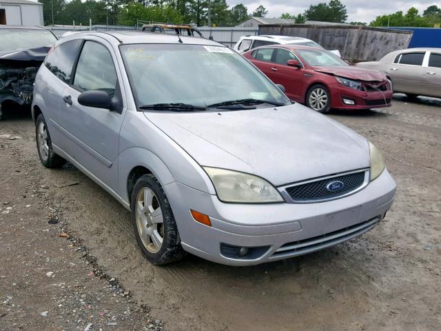 1FAHP31N77W263528 - 2007 FORD FOCUS ZX3 SILVER photo 1