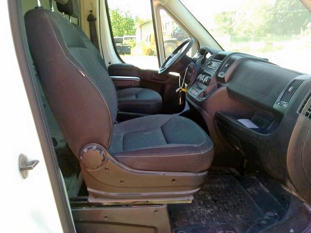 3C6TRVAG9GE120674 - 2016 RAM PROMASTER 白色 照片 5