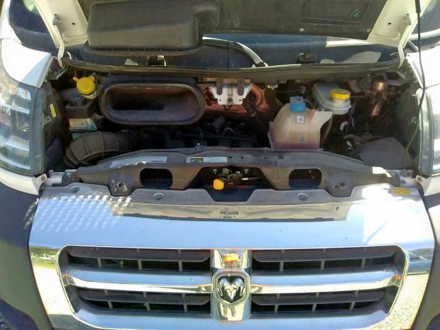 3C6TRVAG9GE120674 - 2016 RAM PROMASTER 白色 照片 7