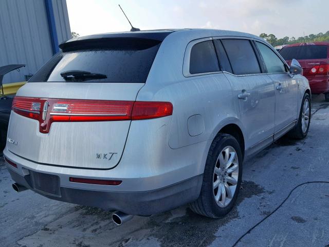 2LMHJ5FR0ABJ26765 - 2010 LINCOLN MKT SILVER photo 4