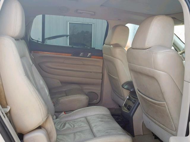 2LMHJ5FR0ABJ26765 - 2010 LINCOLN MKT SILVER photo 6