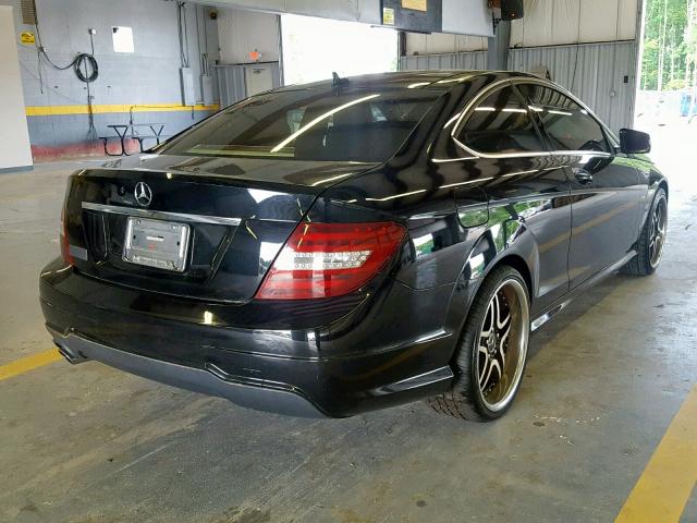 WDDGJ4HB8CF743330 - 2012 MERCEDES-BENZ C 250 BLACK photo 4