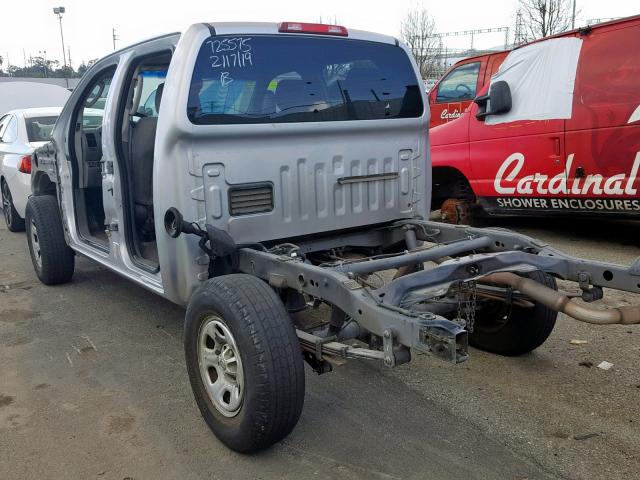 1N6AD07U38C406962 - 2008 NISSAN FRONTIER C SILVER photo 3