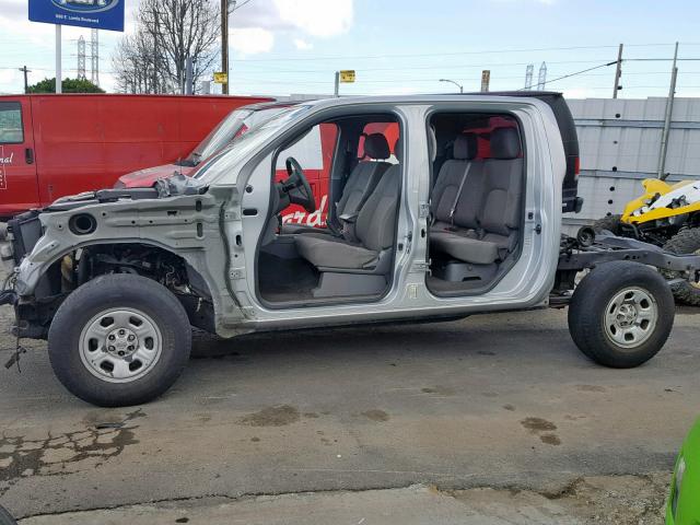 1N6AD07U38C406962 - 2008 NISSAN FRONTIER C SILVER photo 9