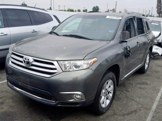 5TDZK3EH6CS058200 - 2012 TOYOTA HIGHLANDER GREEN photo 2