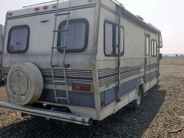 1FDKE30G3KHB23798 - 1989 WINNEBAGO MOTORHOME TWO TONE photo 4