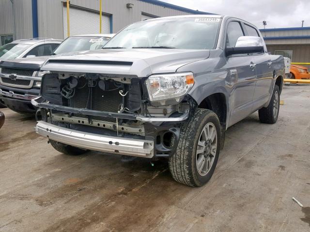 5TFAW5F12GX542315 - 2016 TOYOTA TUNDRA CRE SILVER photo 2