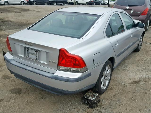 YV1RS61R322184692 - 2002 VOLVO S60 SILVER photo 4