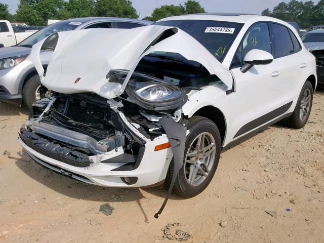 WP1AA2A51JLB18869 - 2018 PORSCHE MACAN WHITE photo 2