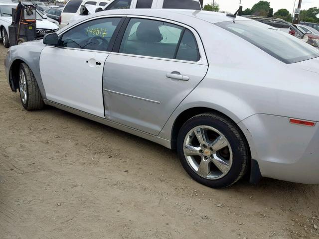 1G1ZD5E1XBF366681 - 2011 CHEVROLET MALIBU 2LT SILVER photo 9