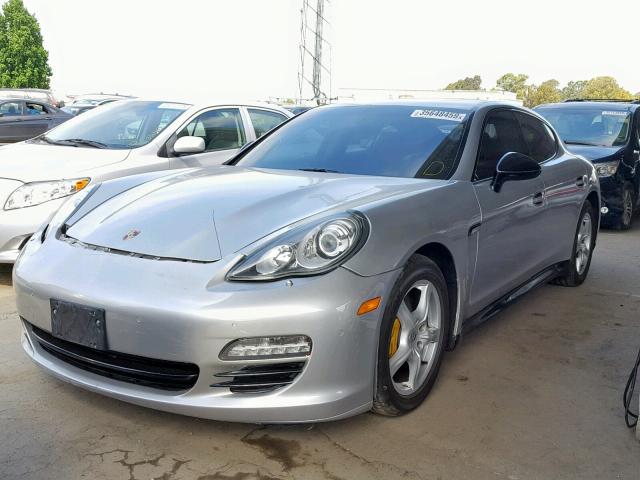 WP0AB2A79AL060199 - 2010 PORSCHE PANAMERA S SILVER photo 2