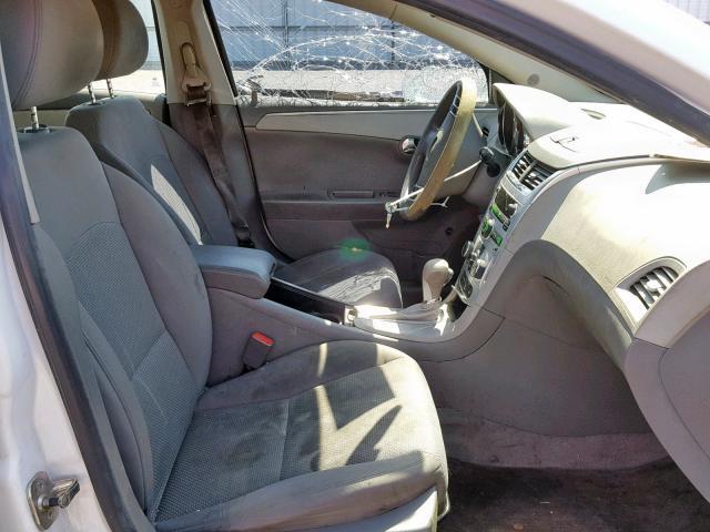 1G1ZC5E11BF368242 - 2011 CHEVROLET MALIBU 1LT WHITE photo 5