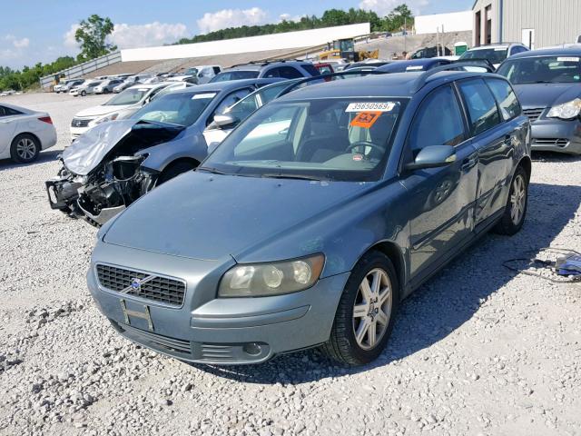 YV1MW682752110459 - 2005 VOLVO V50 T5 BLUE photo 2