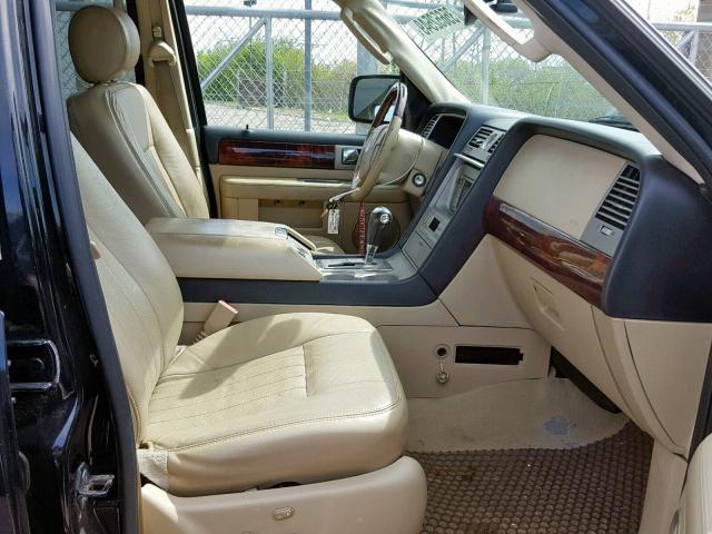 5LMFU28555LJ02791 - 2005 LINCOLN NAVIGATOR 黑色 照片 5