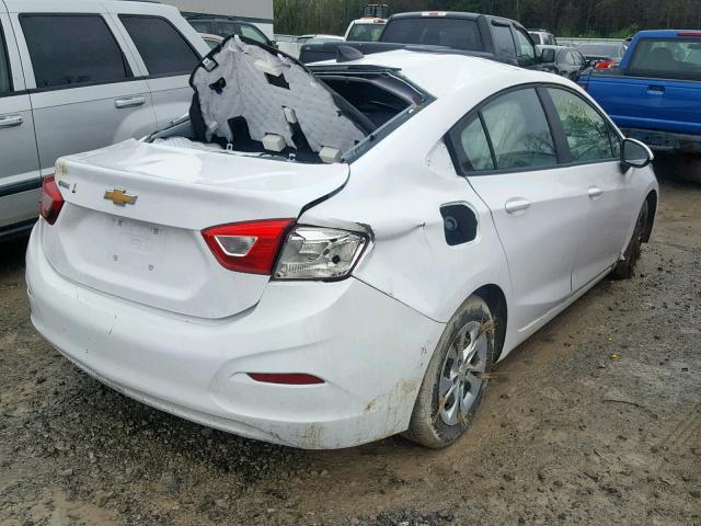 1G1BJ5SM7K7102918 - 2019 CHEVROLET CRUZE WHITE photo 4