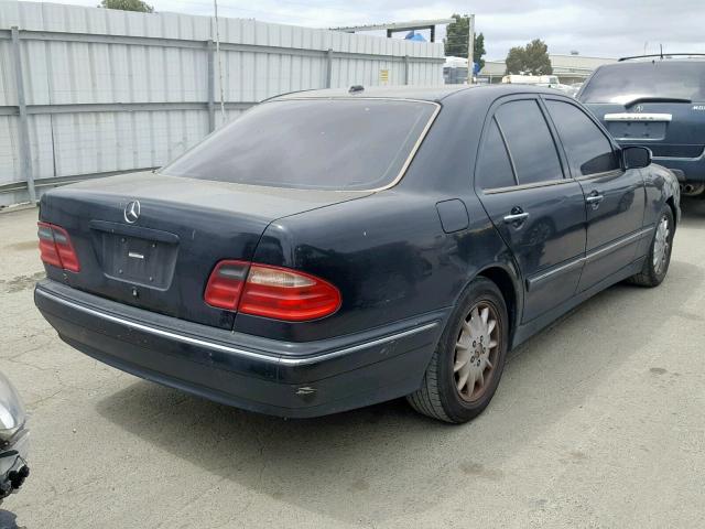 WDBJF65J11B261584 - 2001 MERCEDES-BENZ E 320 BLACK photo 4