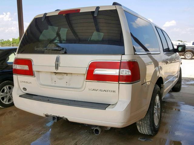 5LMFL27598LJ15150 - 2008 LINCOLN NAVIGATOR WHITE photo 4