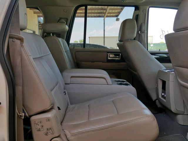 5LMFL27598LJ15150 - 2008 LINCOLN NAVIGATOR WHITE photo 6